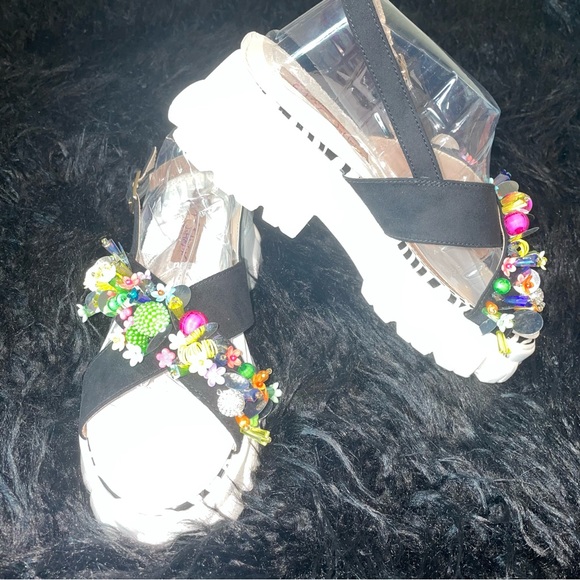 Betsey Johnson Frankee bead embellished platform sandals, size 8.5, NIB - Picture 3 of 12